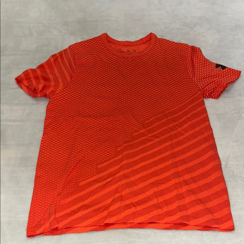 Under Armour Orange Short Sleeve Tee with Dynamic Stripes